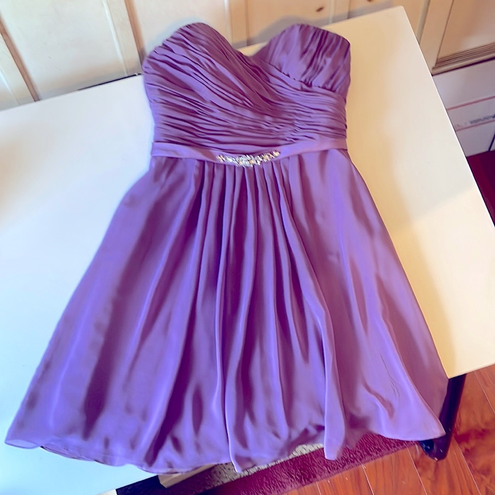 Andrew Adela Strapless Cocktail Dress. Size 14. Wisteria color